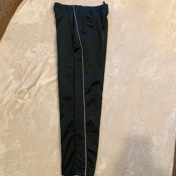 Puma sweatpants - Picture 2 of 3